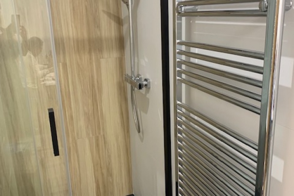 Showerman Javea - Bathroom Reforms & Shower Screens Costa Blanca