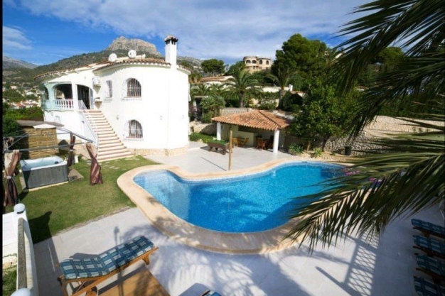 5 bed casa / chalet in Calpe / Calp