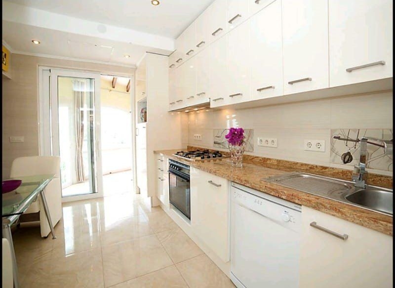 5 bed casa / chalet in Calpe / Calp