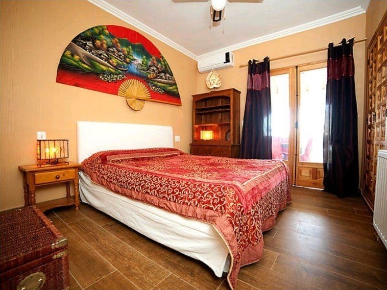 5 bed casa / chalet in Calpe / Calp