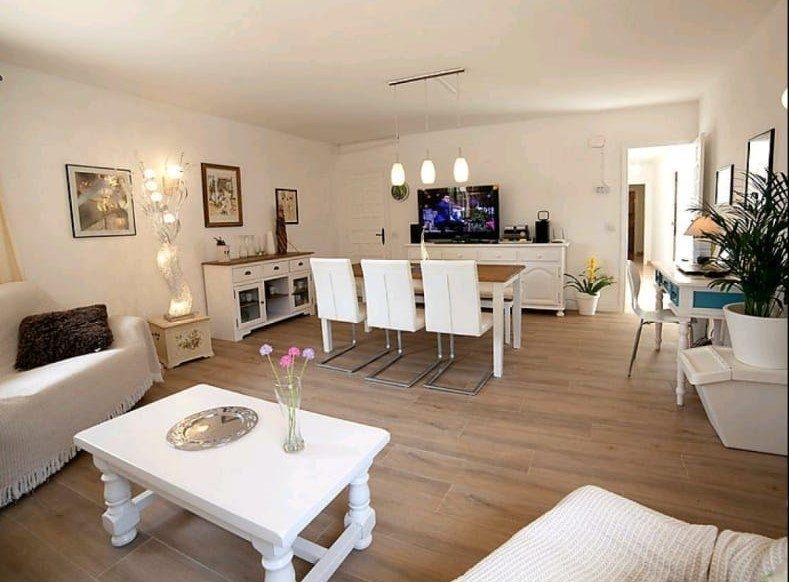 5 bed casa / chalet in Calpe / Calp