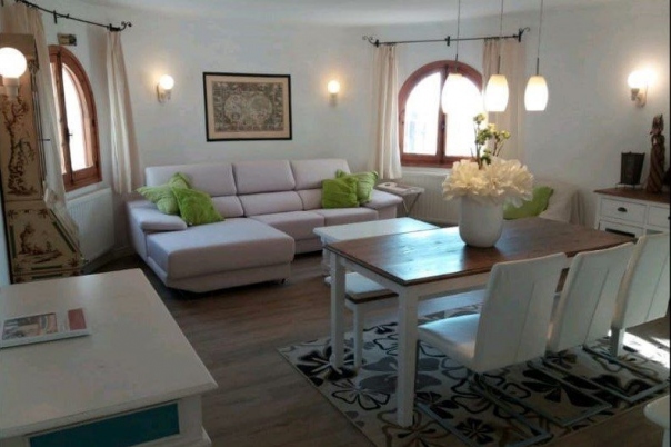 5 bed casa / chalet in Calpe / Calp