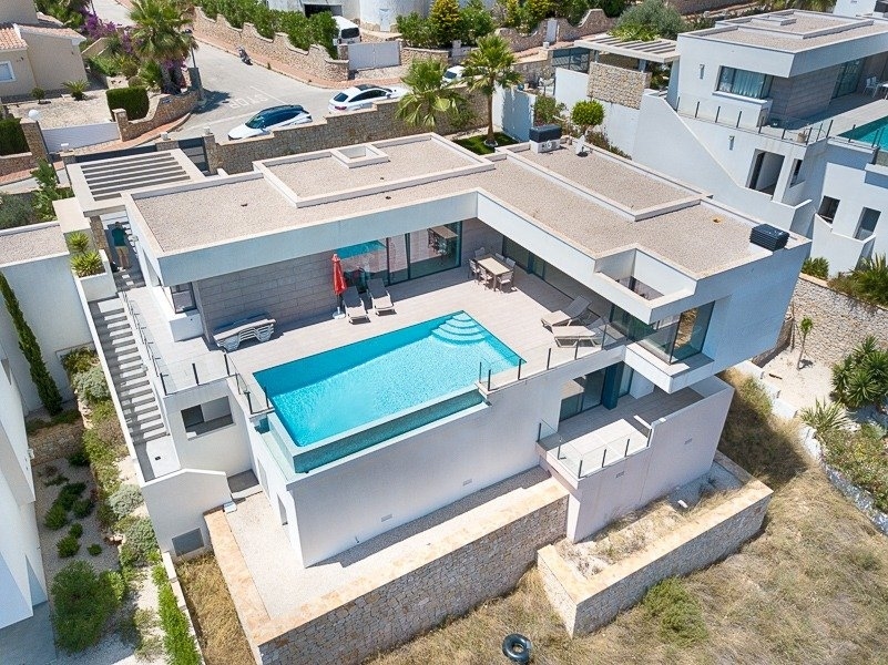 4 bed villa in Benitachell