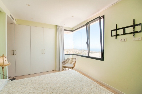 4 bed villa in Benitachell