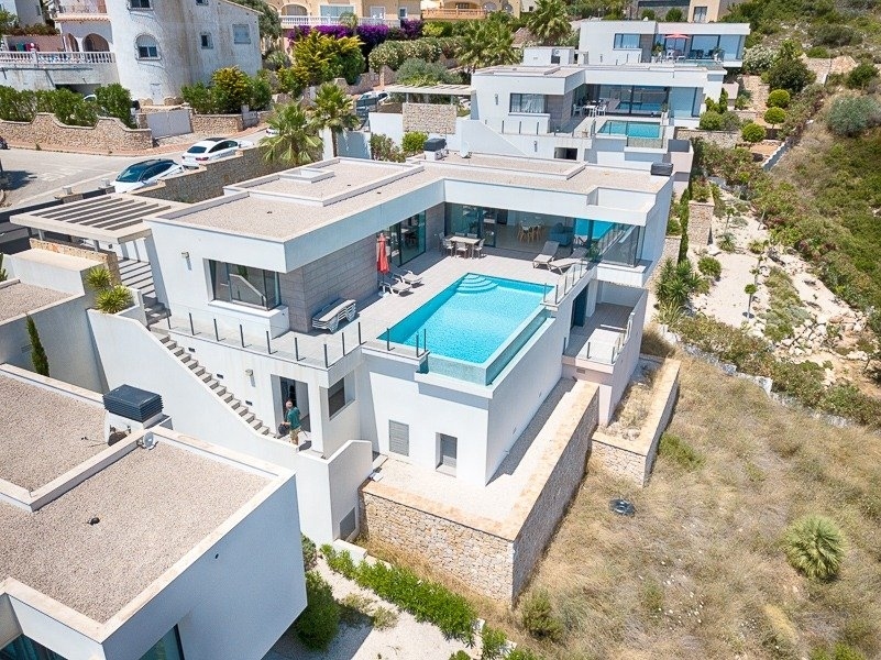 4 bed villa in Benitachell