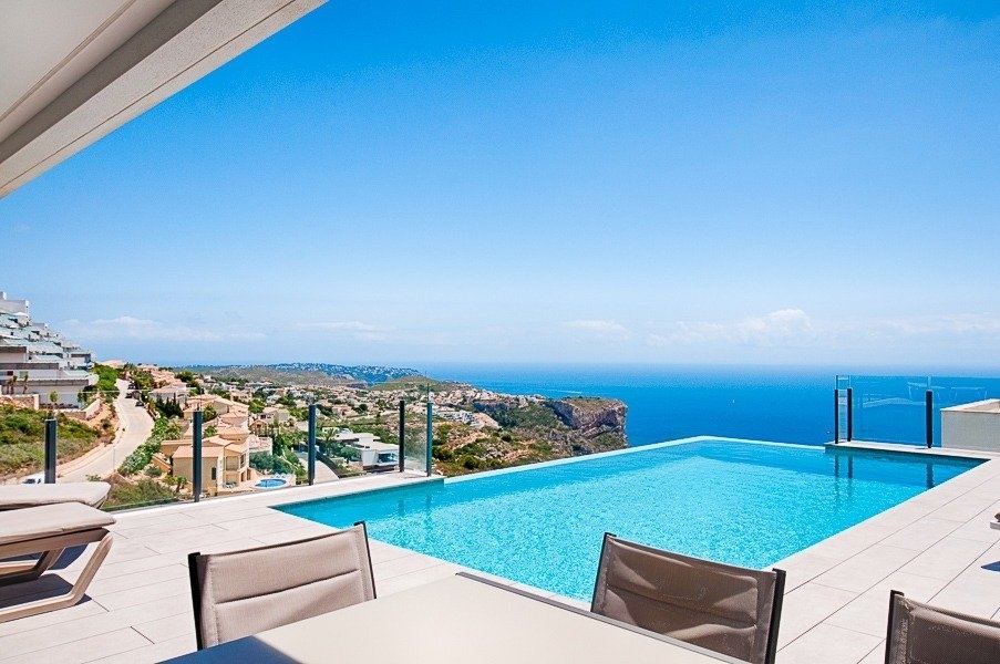 4 bed villa in Benitachell