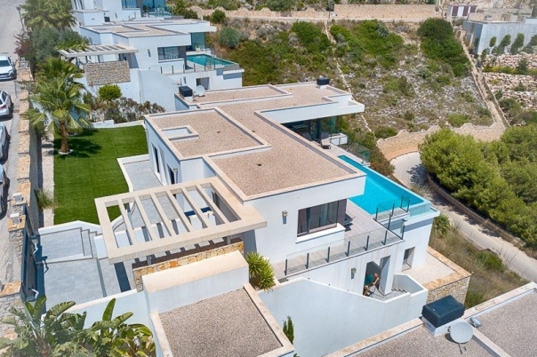 4 bed villa in Benitachell