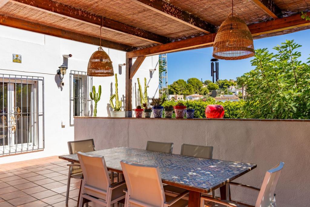 3 bed villas in Moraira