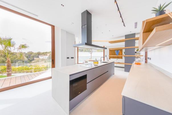 4 bed villa in Benidorm