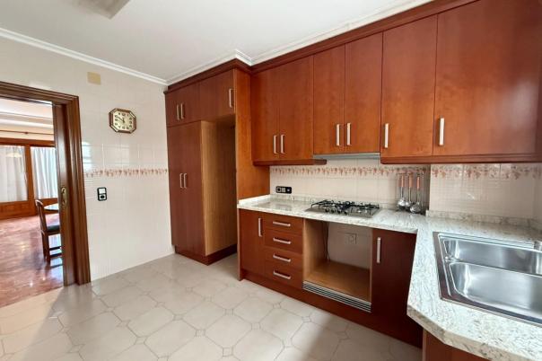 4 bed apartment in Teulada