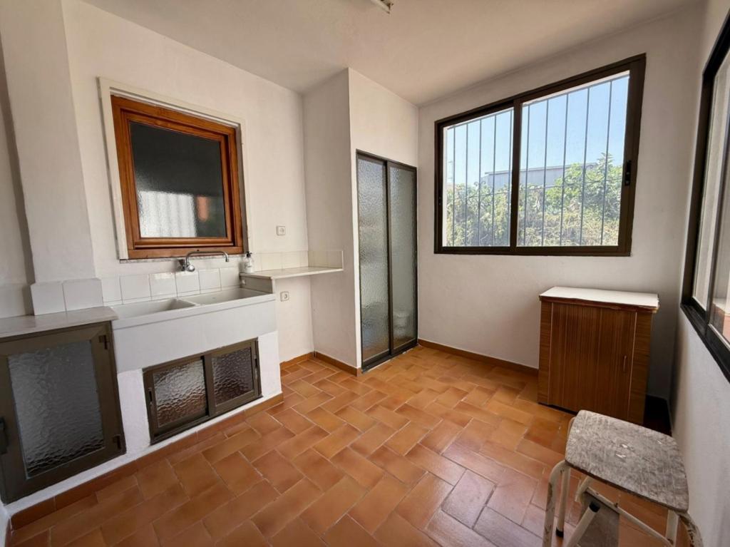 4 bed apartment in Teulada