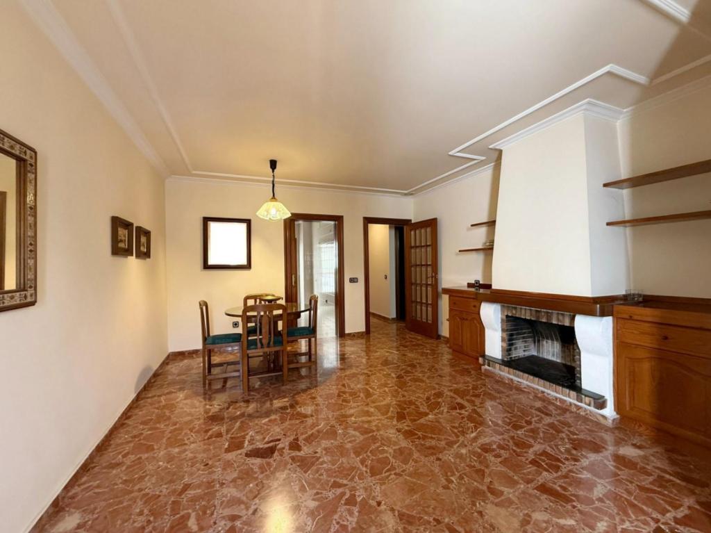 4 bed apartment in Teulada