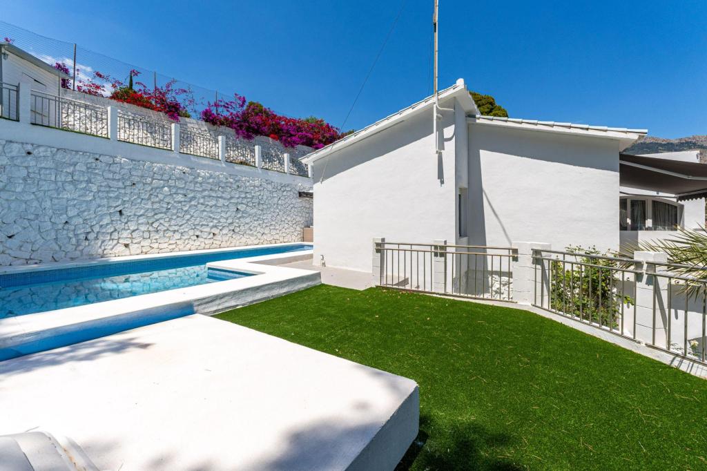 4 bed villa in Altea