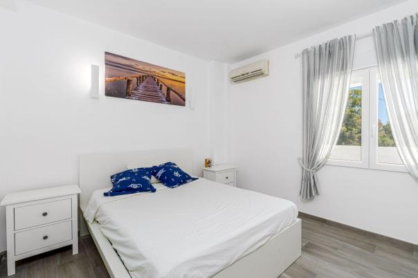 4 bed villa in Altea