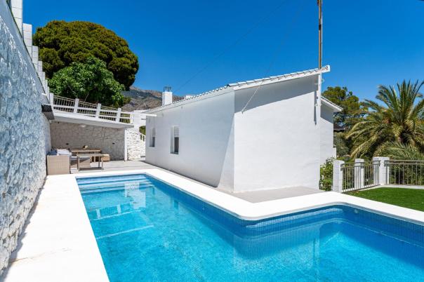4 bed villa in Altea