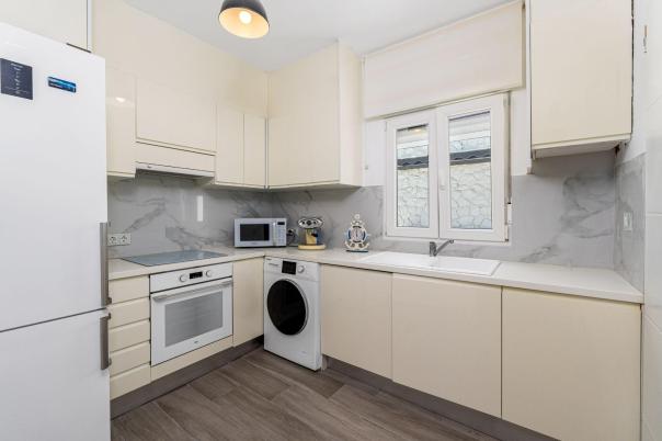 4 bed villa in Altea