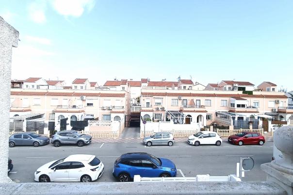 3 bed bungalow in Santa Pola