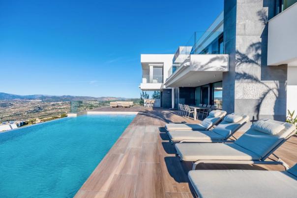 5 bed villas in Benitachell