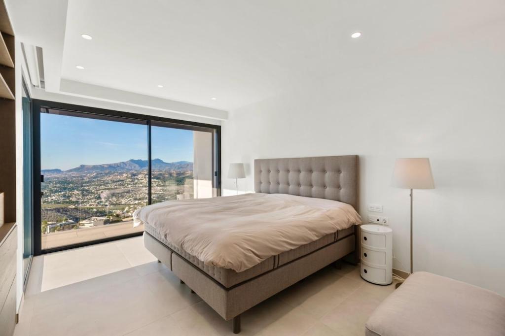 5 bed villas in Benitachell