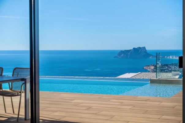 5 bed villas in Benitachell