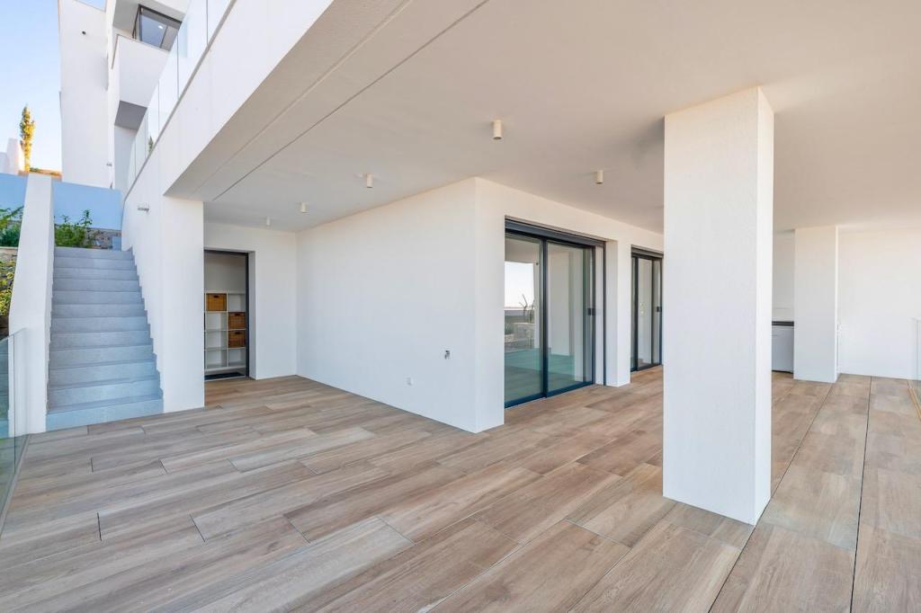 5 bed villas in Benitachell