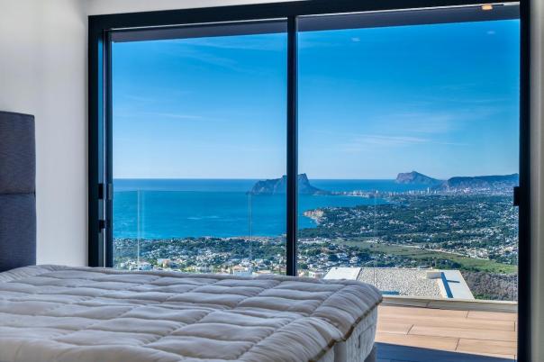 5 bed villas in Benitachell
