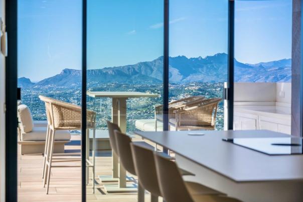 5 bed villas in Benitachell