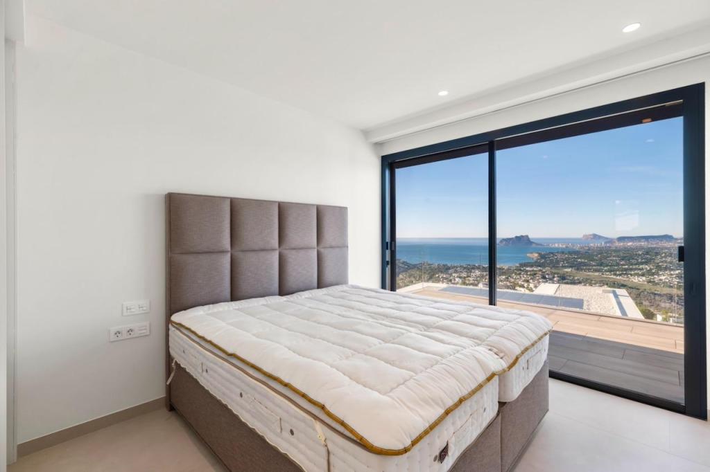5 bed villas in Benitachell
