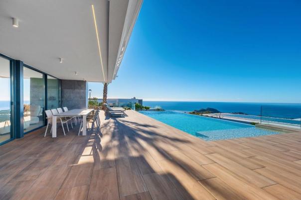 5 bed villas in Benitachell