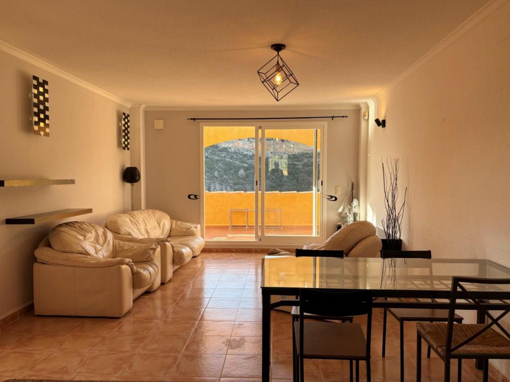 2 bed apartment in Benitachell