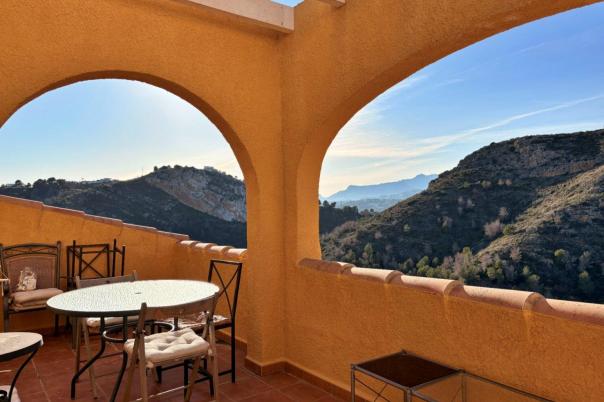 2 bed apartment in Benitachell