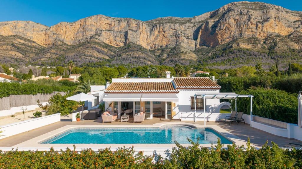 4 bed villa in Javea
