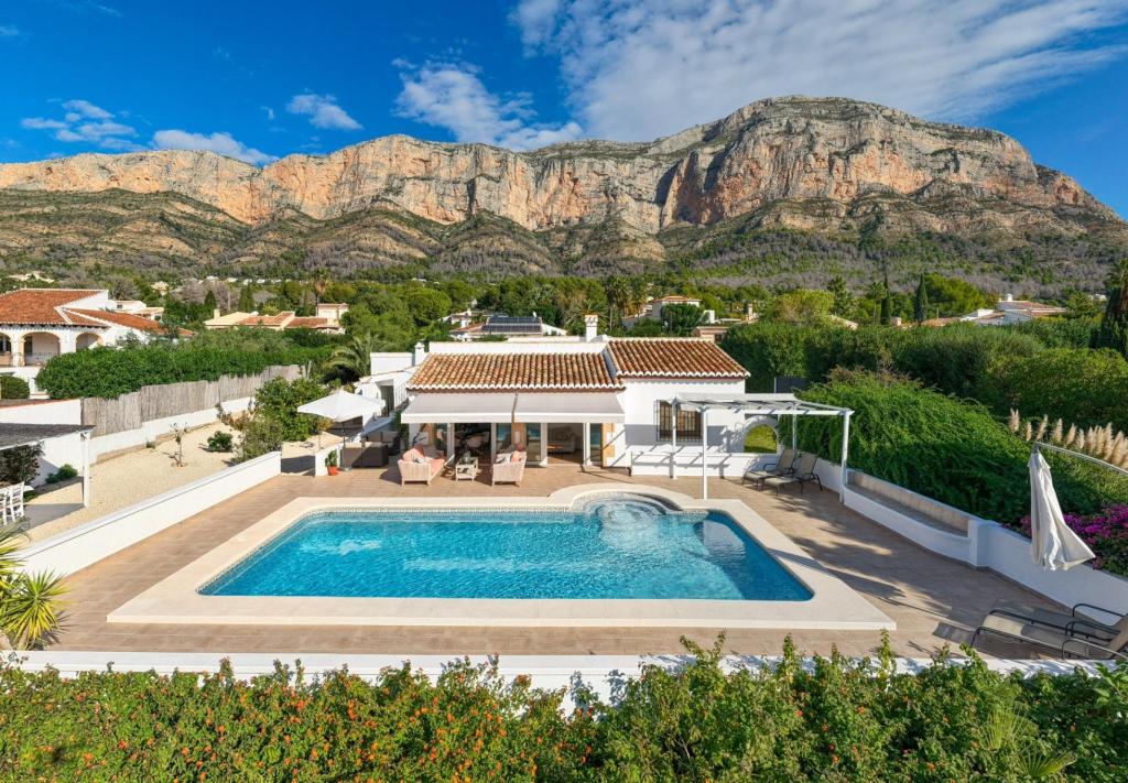 4 bed villa in Javea