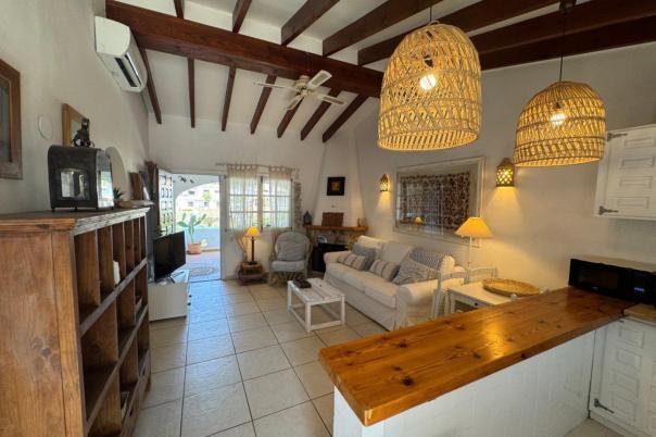 2 bed bungalow in Moraira