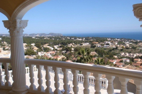4 bed villa de lujo in Calpe