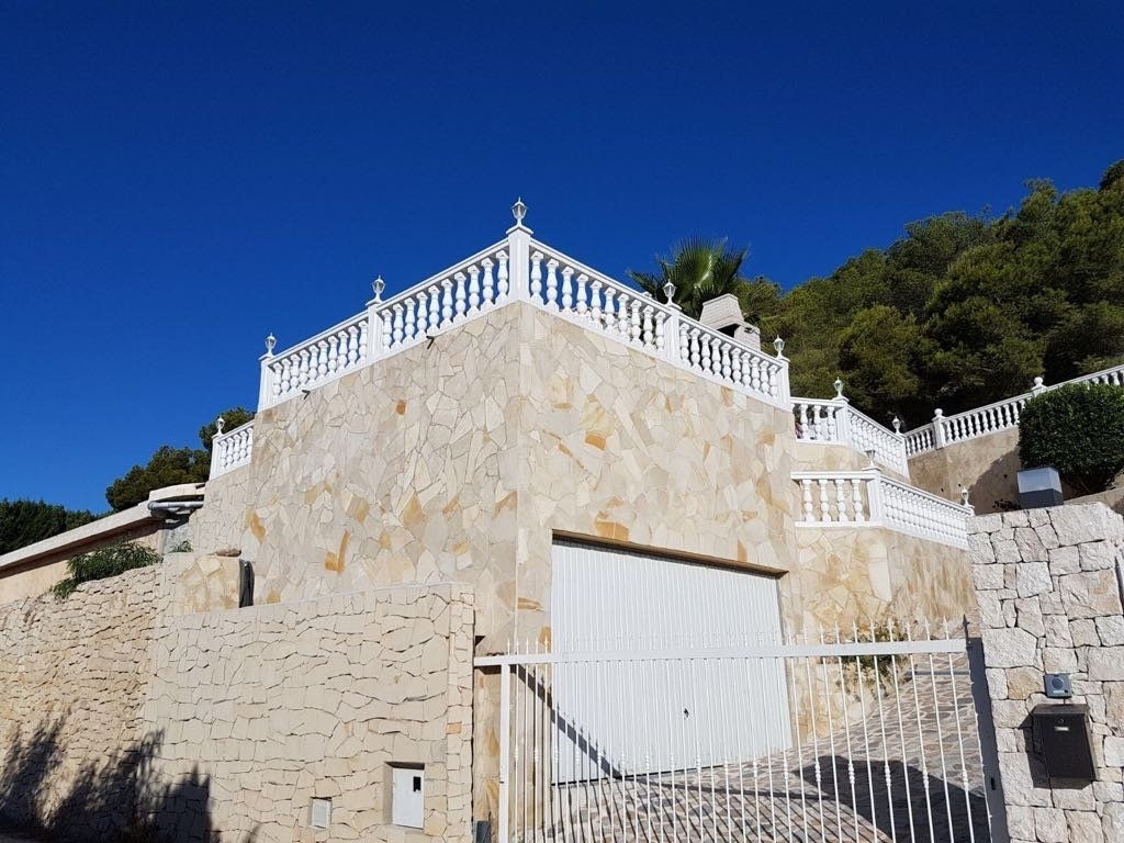 4 bed villa de lujo in Calpe
