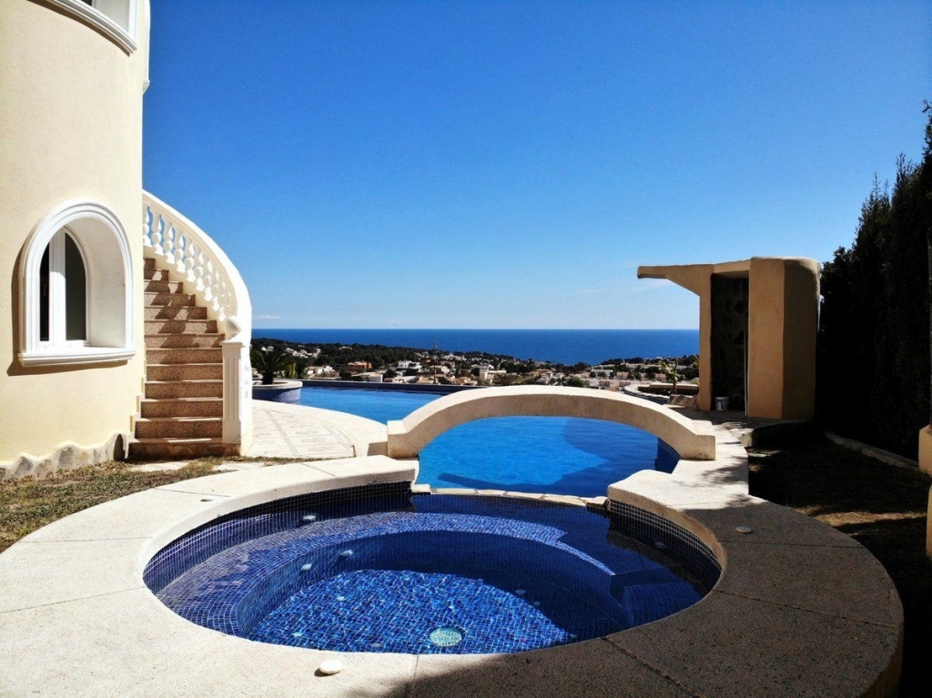 4 bed villa de lujo in Calpe