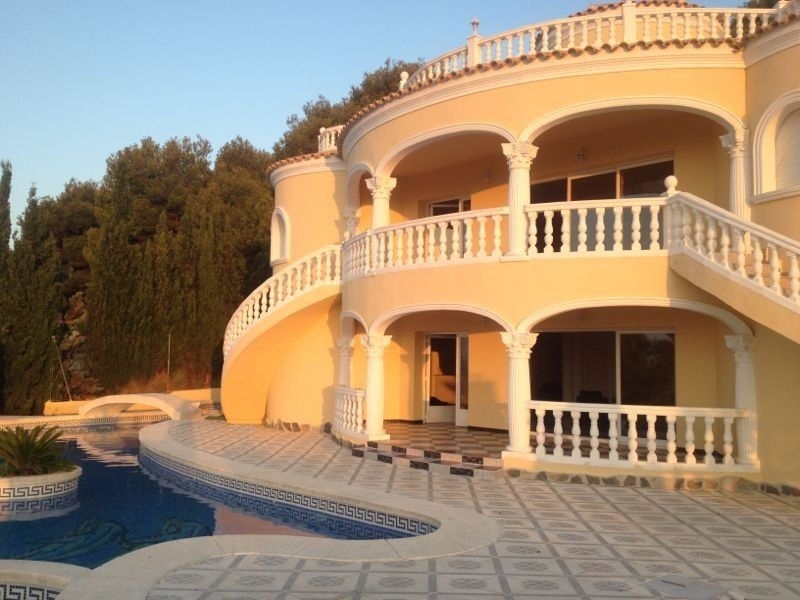 4 bed villa de lujo in Calpe