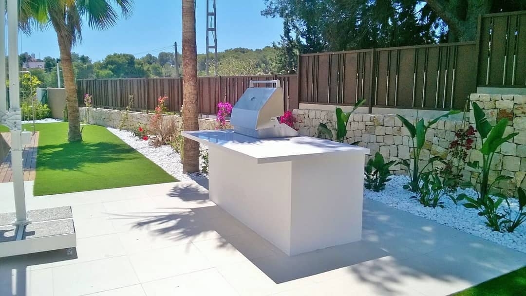 Charlesworth Gardens - Landscape Gardening & Garden Design