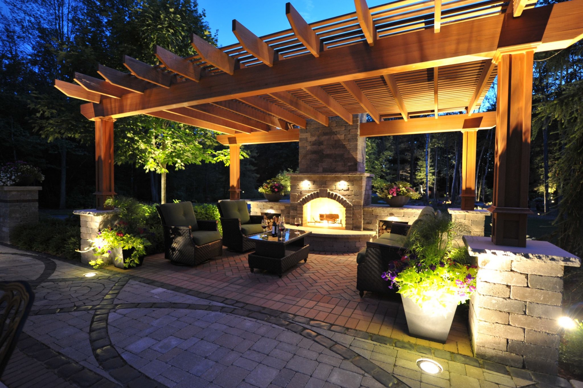 Charlesworth Gardens - Landscape Gardening & Garden Design