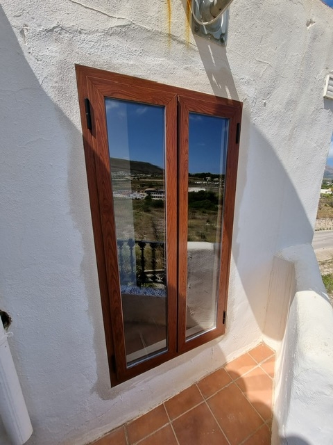 Lux-Al Benitachell - Aluminium & UPVC Replacement Windows & Doors