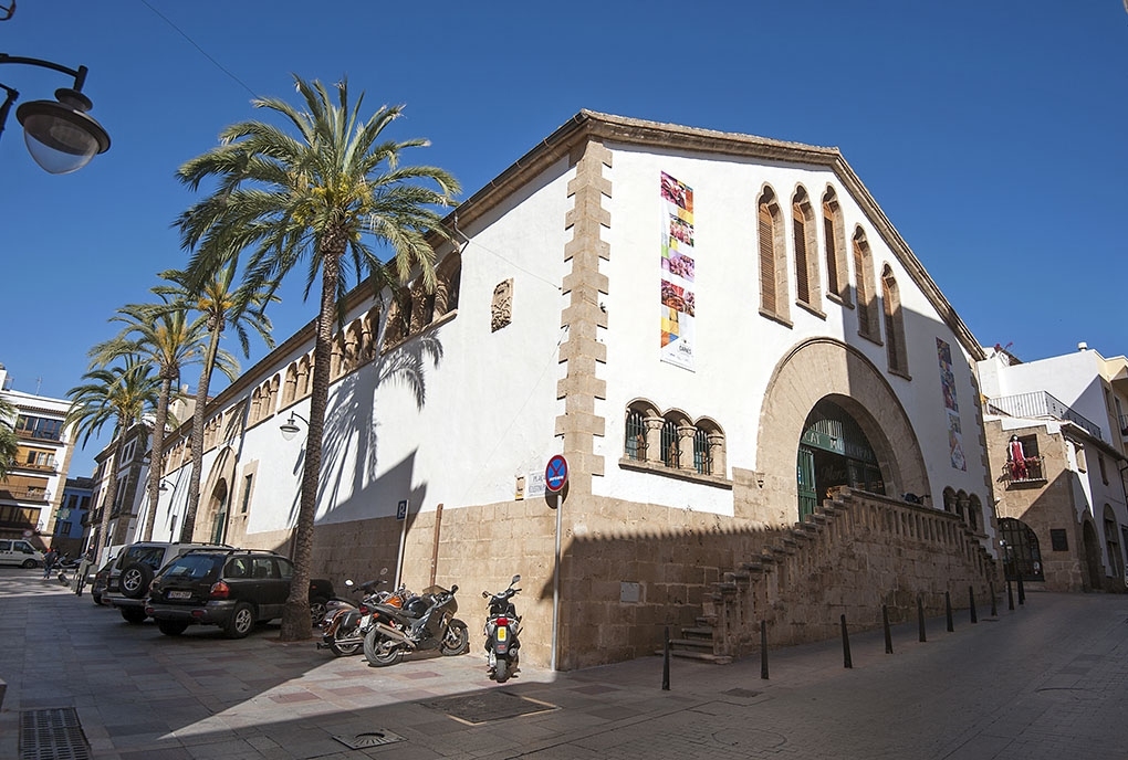 Markets in Javea: Javea Municipal Market