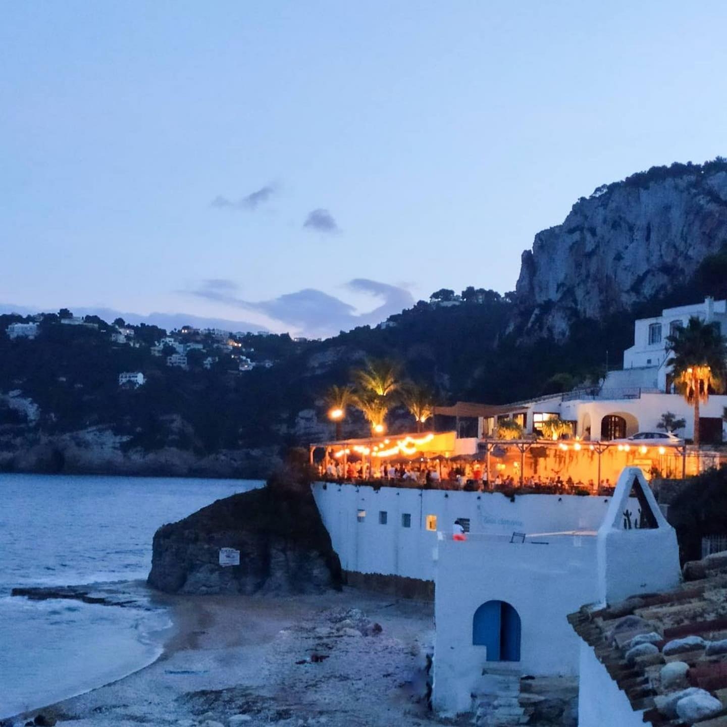Live Music, Entertainment, Sports Bar & Nightclub Guide in Javea